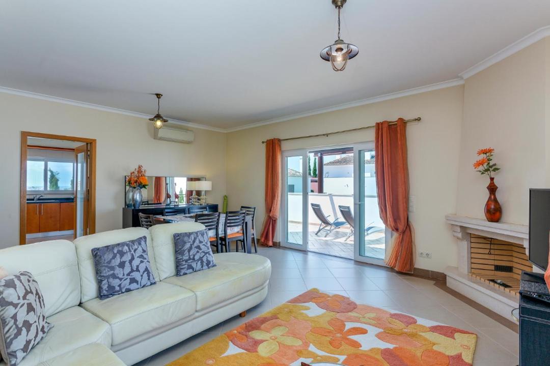Photo of Livingroom in Canada