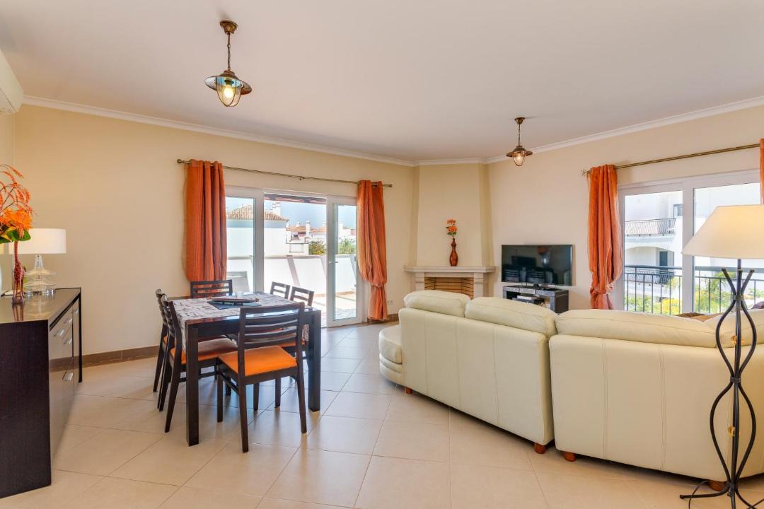 Photo of Livingroom in Canada