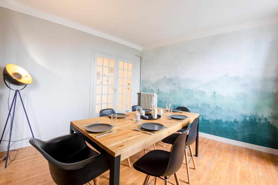 Photo of Livingroom in Downtown