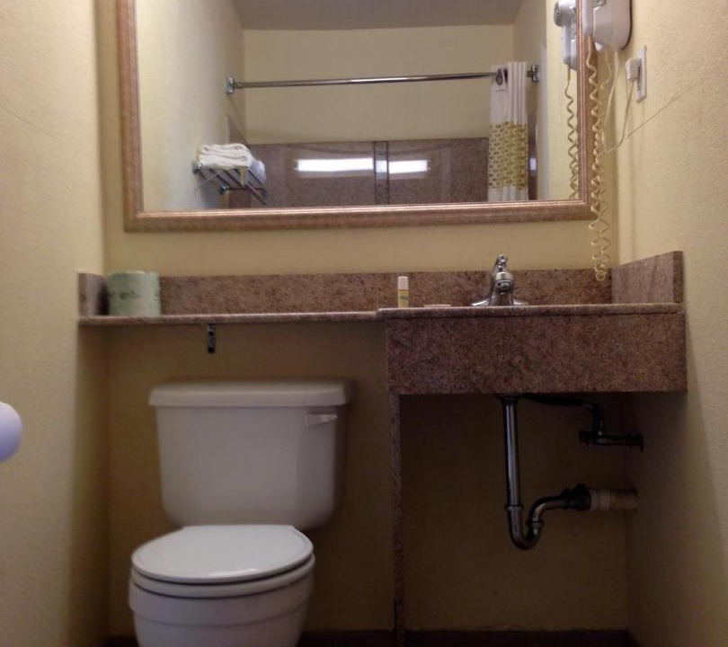 Photo of Bathroom in Yorktown