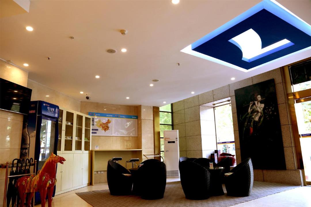 Photo of Others in Yanta Qu