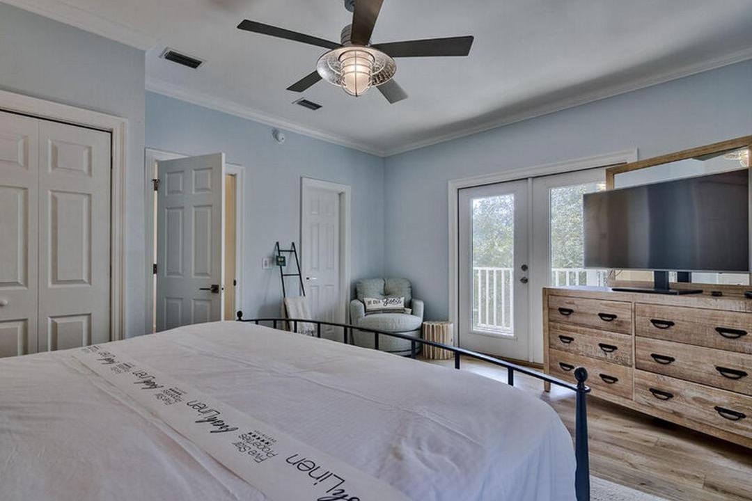 Photo of Bedroom in Seagrove Beach