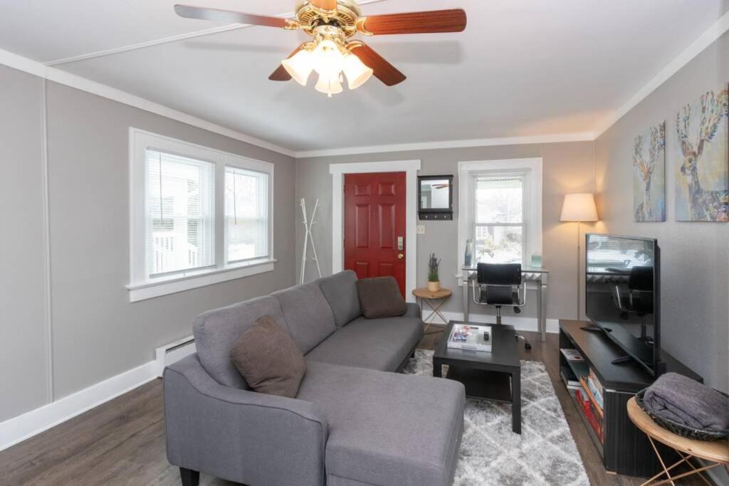 Photo of Livingroom in Indianapolis