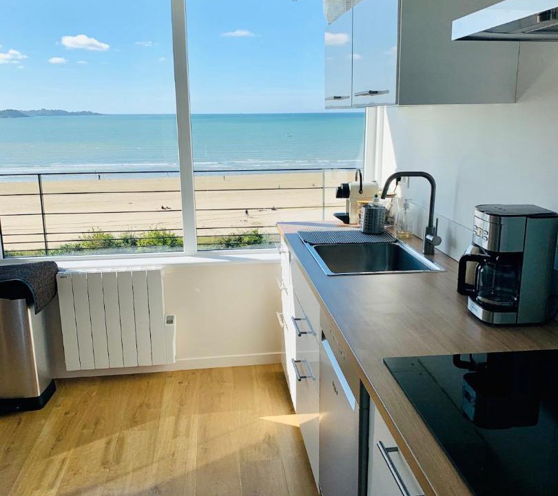 Photo of Kitchen in Saint-Michel-en-Greve