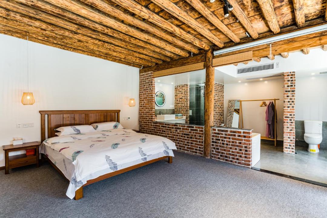Photo of Bedroom in Dali Town