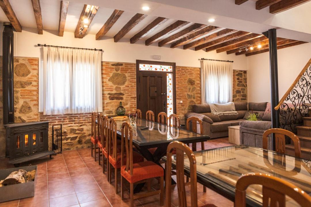 Photo of Livingroom in Nava de la Asuncion