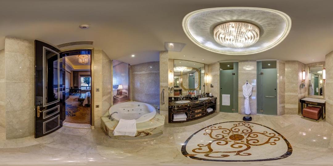 Photo of Bathroom in Chengguan District