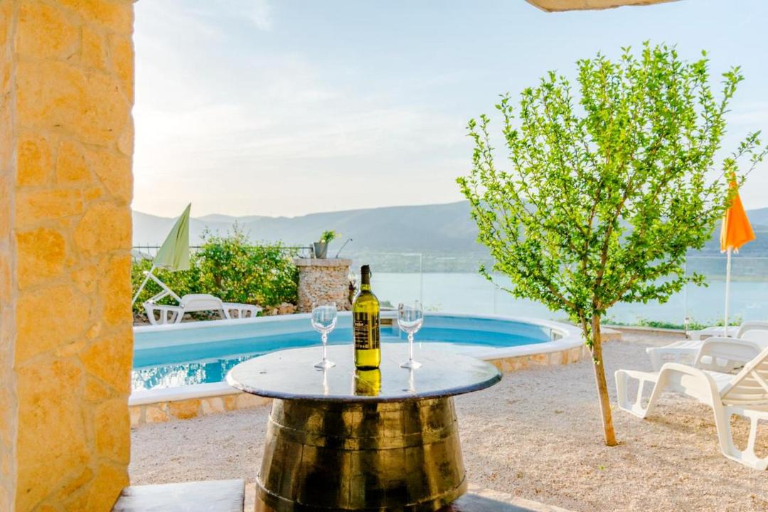 Photo of Patio Balcony in Mastrinka