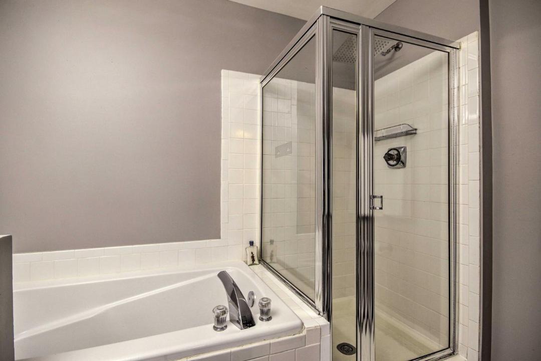 Photo of Bathroom in Lorton