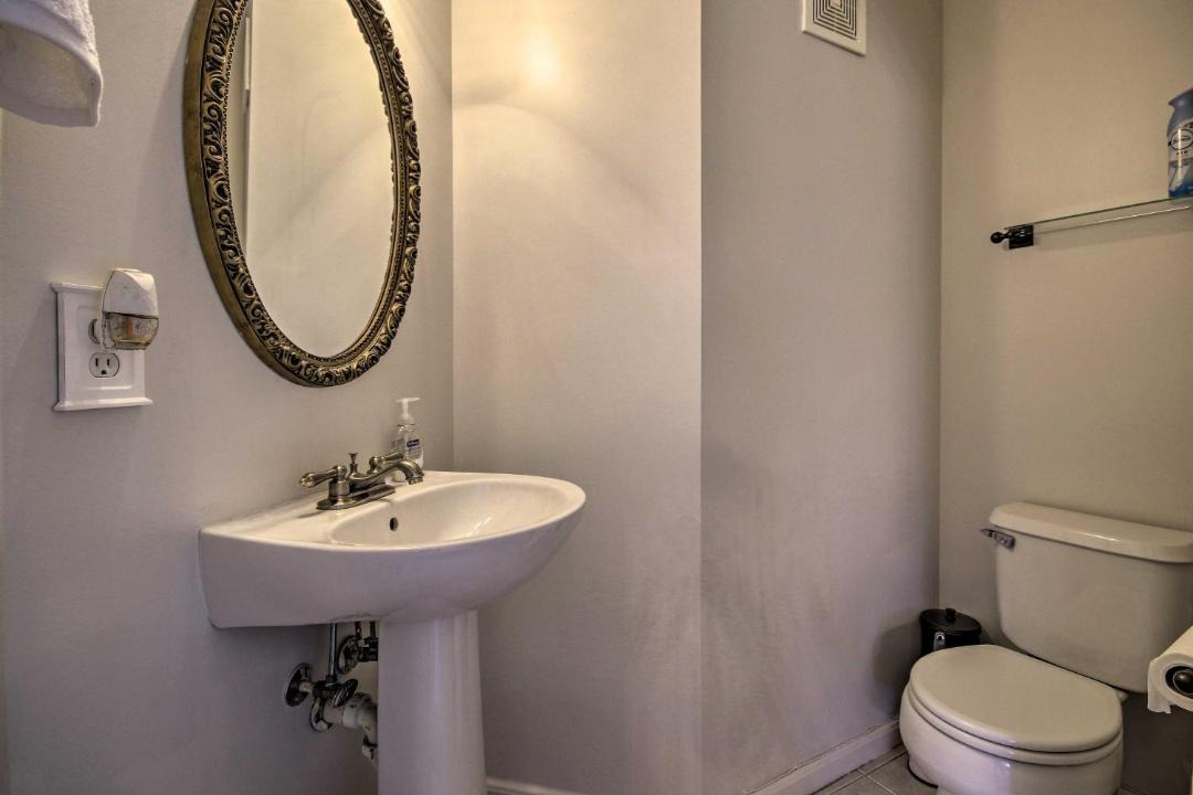 Photo of Bathroom in Lorton