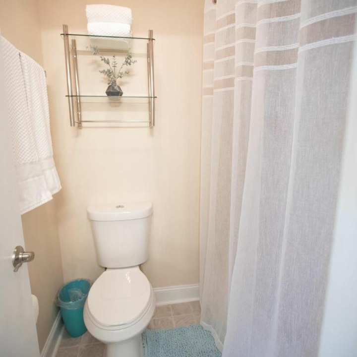 Photo of Bathroom in Navarre Beach