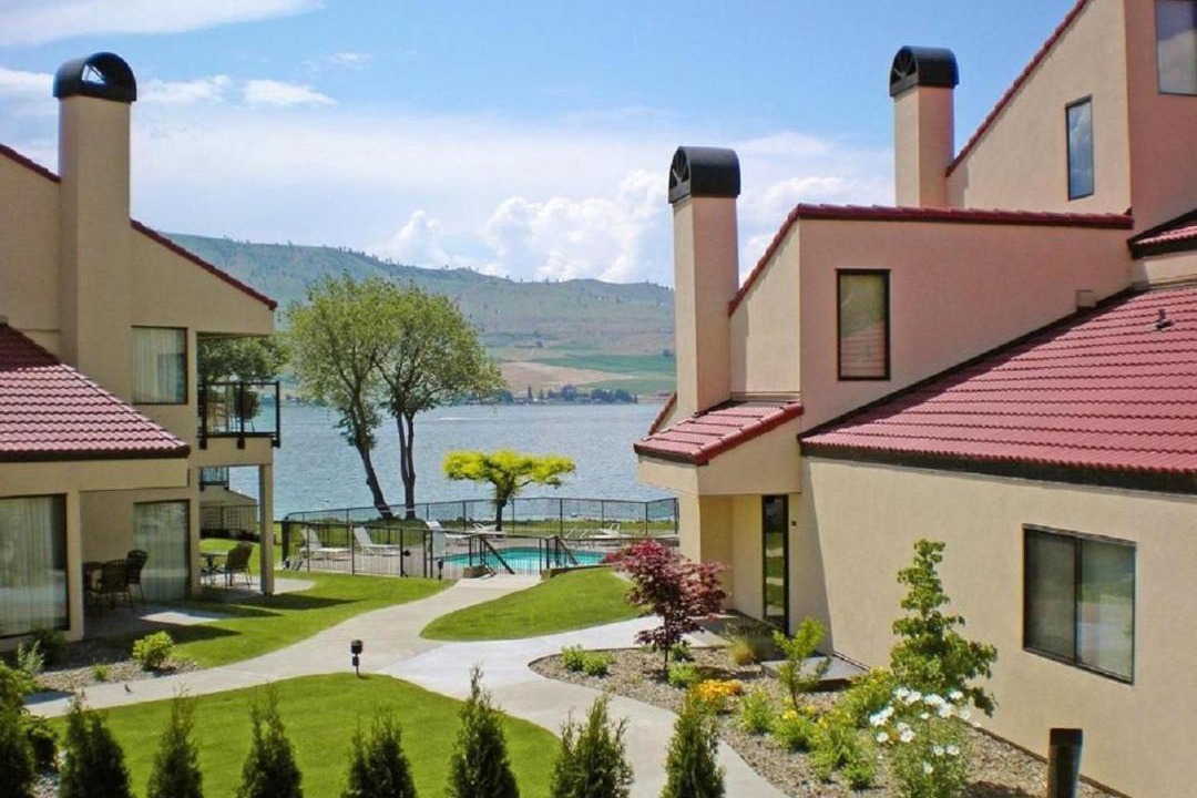 Photo of Buildings in Chelan
