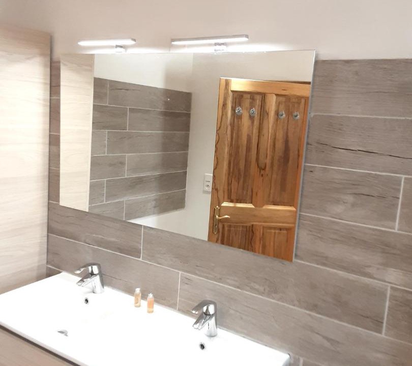 Photo of Bathroom in Croagnes