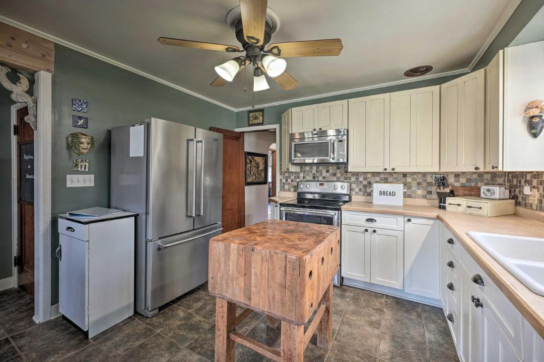 Photo of Kitchen in Three Oaks