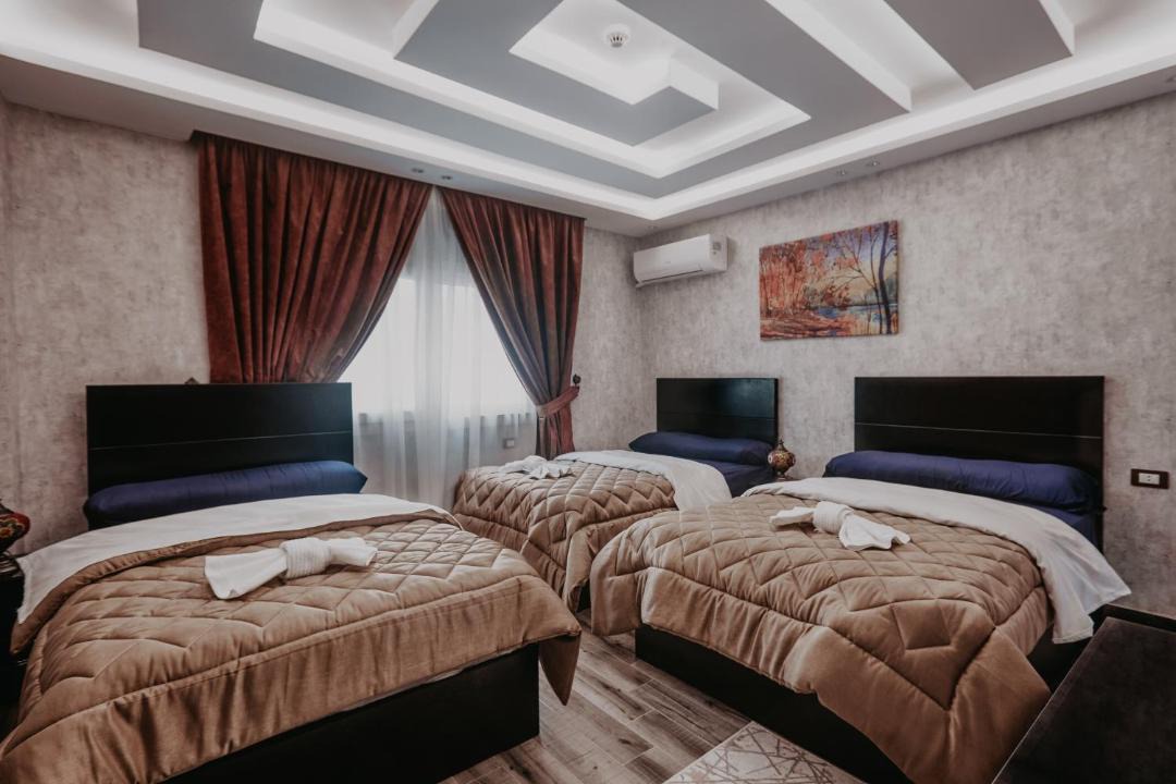 Photo of Bedroom in Pyramids Gardens