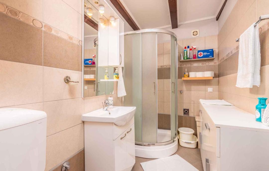 Photo of Bathroom in Soline