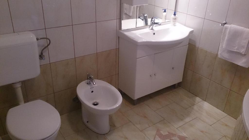 Photo of Bathroom in Lopar