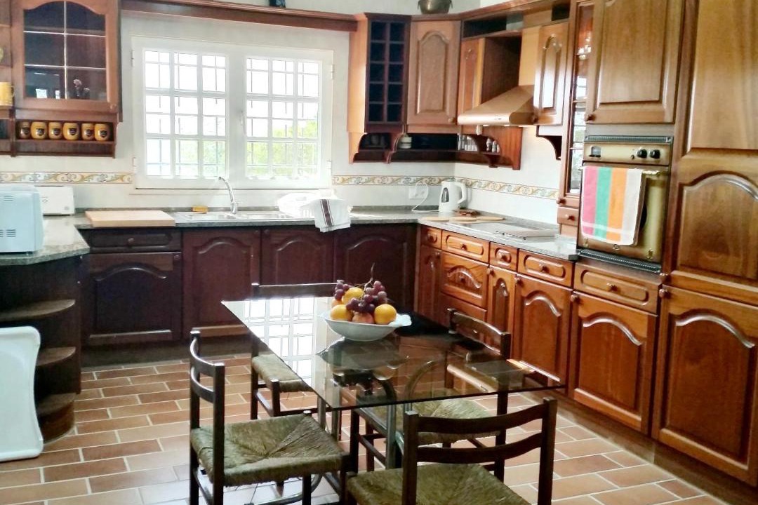 Photo of Kitchen in Alfeicao