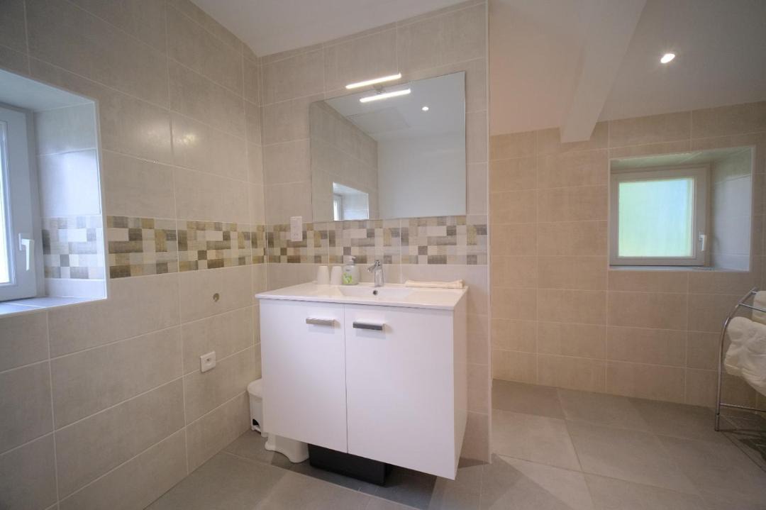 Photo of Bathroom in Plounevez-Quintin