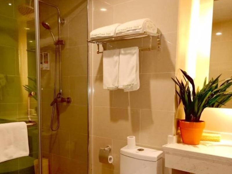 Photo of Bathroom in Yingzhou District