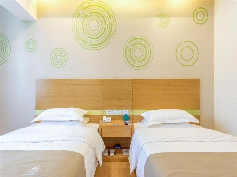 Photo of Bedroom in Susong County