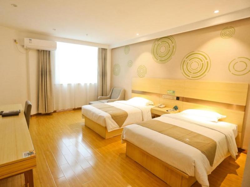 Photo of Bedroom in Susong County