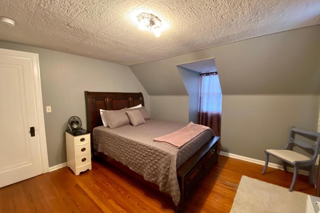 Photo of Bedroom in Dry Ridge