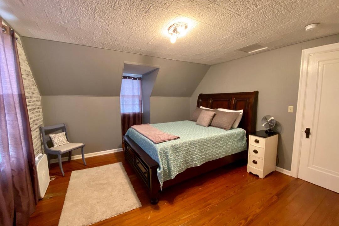 Photo of Bedroom in Dry Ridge