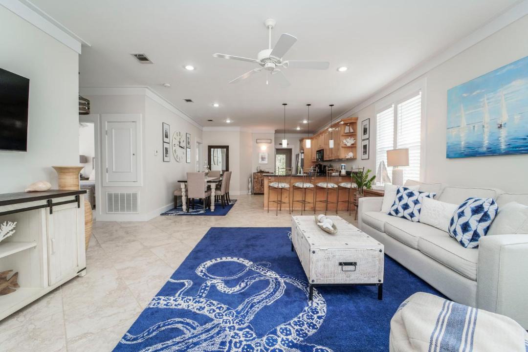 Photo of Others in White's Gulfview