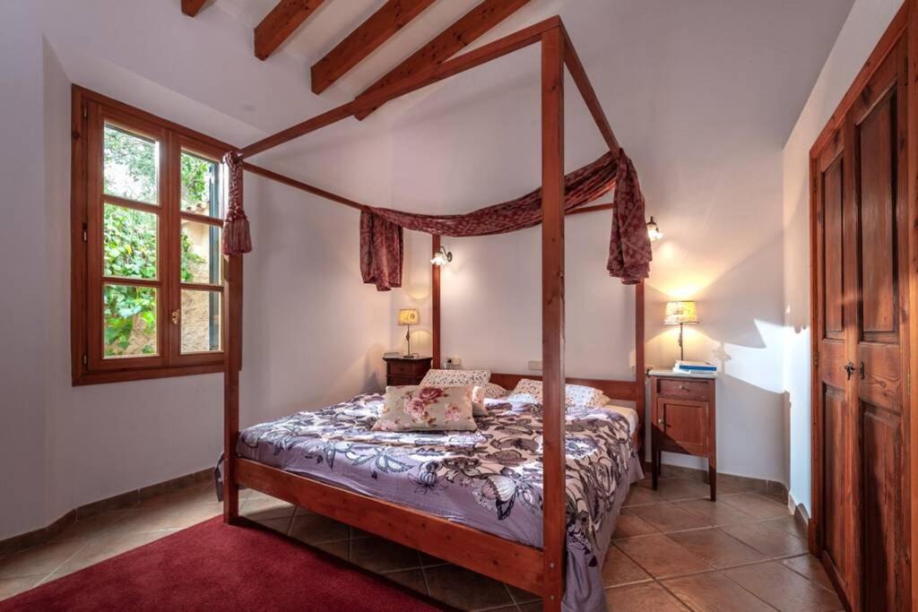Photo of Bedroom in Felanitx