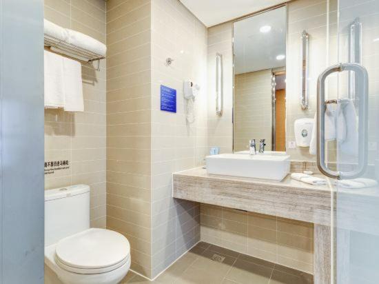 Photo of Bathroom in Gaoxin