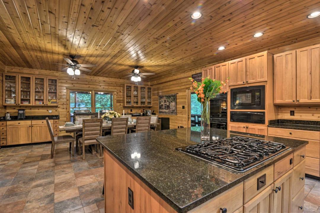 Photo of Kitchen in Maurertown