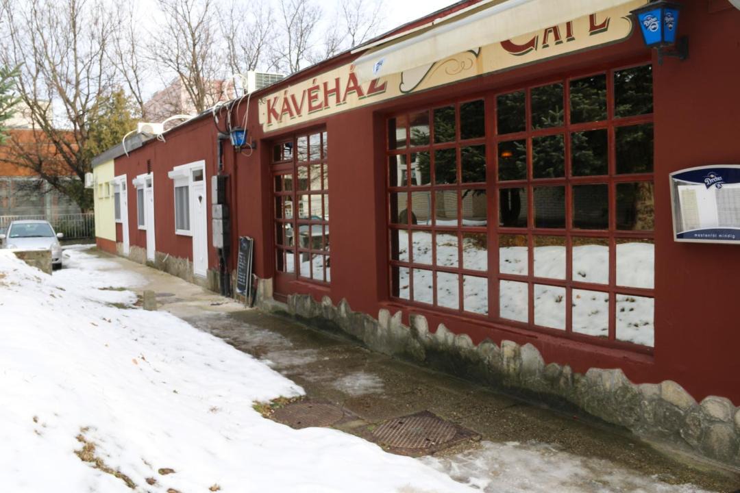 Photo of Others in Szazhalombatta