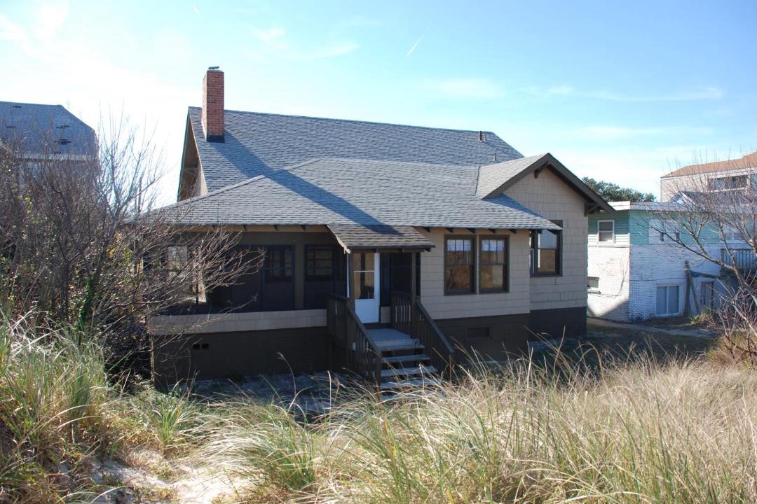 Photo of Others in Cottage Line