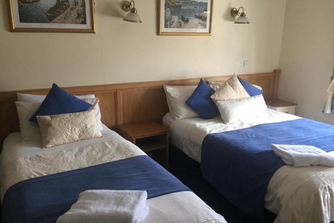 Photo of Bedroom in Roscoe