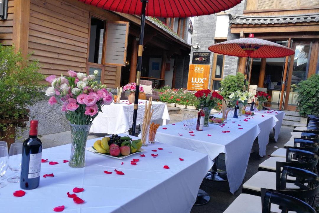 Photo of Patio Balcony in Dayan Old Town