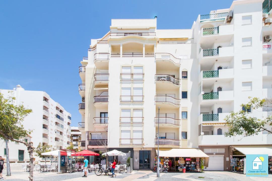 Photo of Buildings in Armacao de Pera