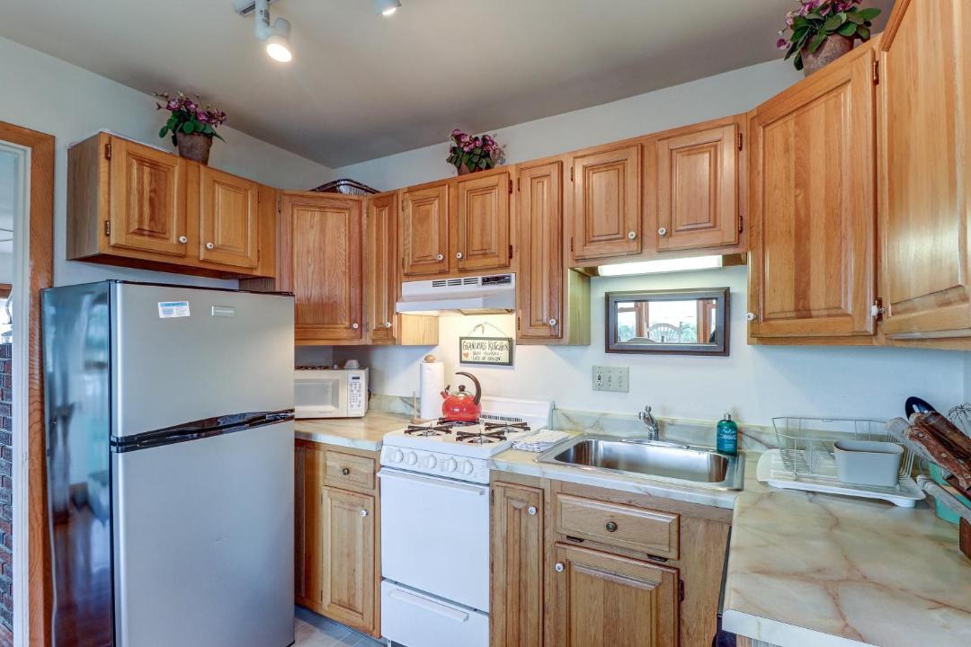 Photo of Kitchen in Falmouth Heights