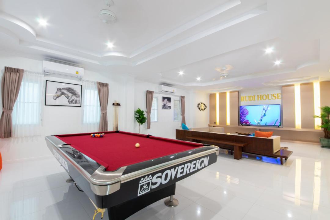 Photo of Livingroom in Nanai Road