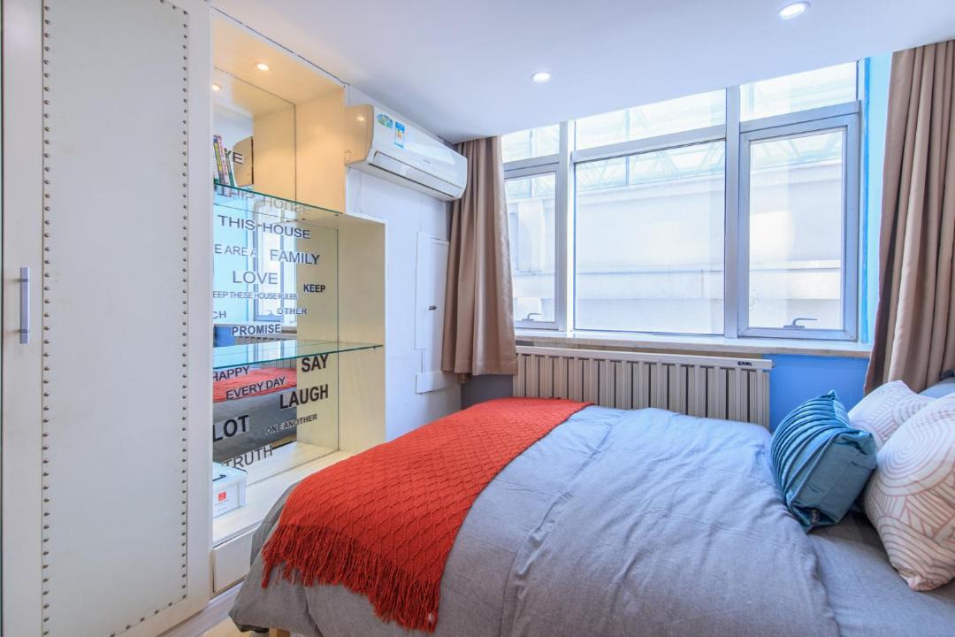 Photo of Bedroom in Tianjin City Center