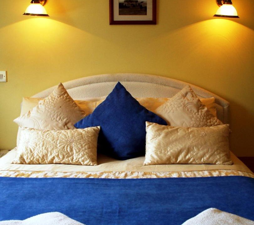 Photo of Bedroom in Roscoe
