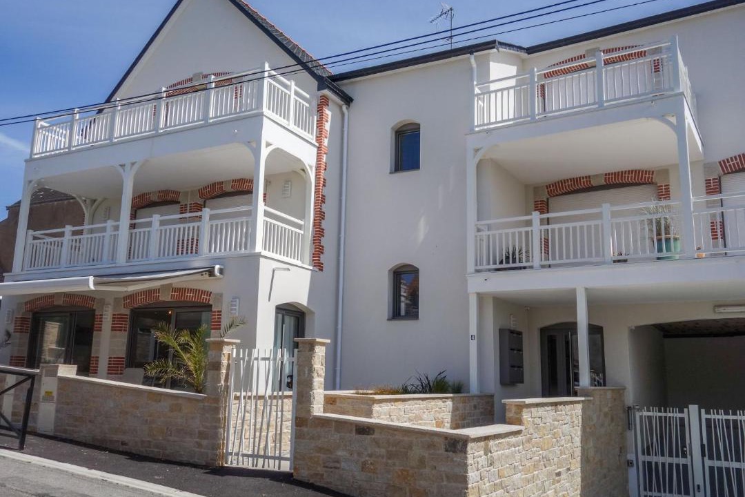 Photo of Buildings in Quiberon