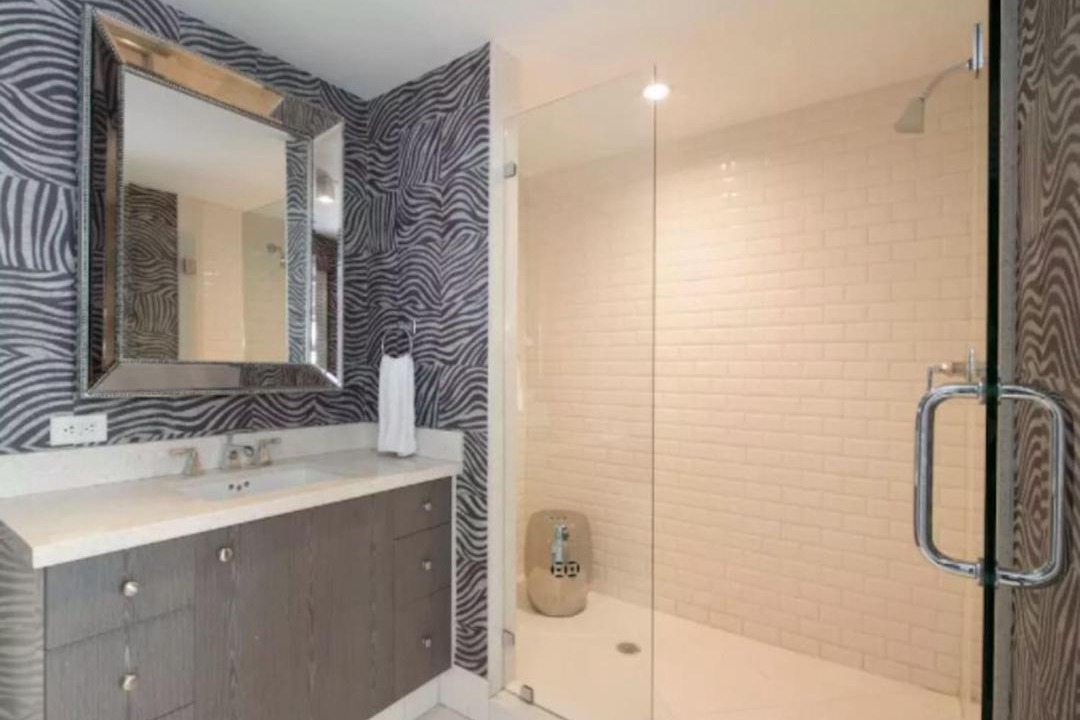 Photo of Bathroom in South Beach