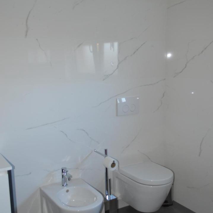 Photo of Bathroom in Portela
