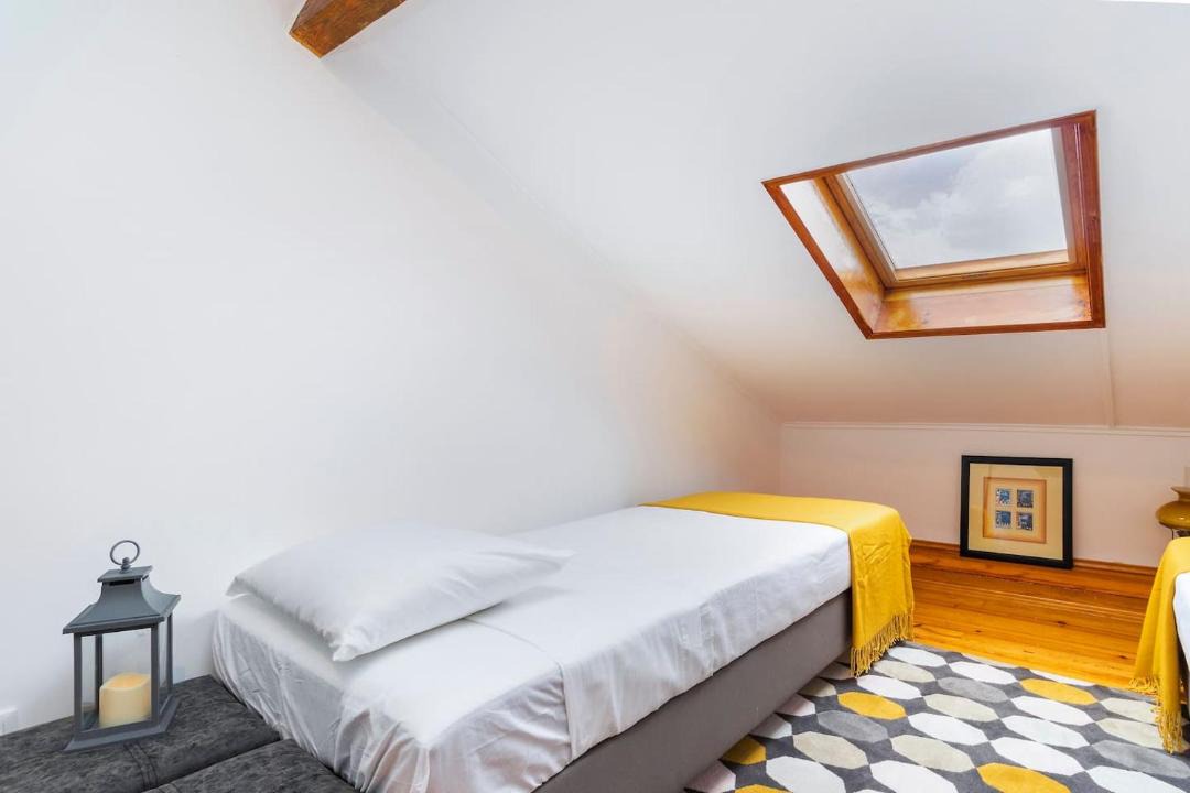 Photo of Bedroom in Linda-a-Velha