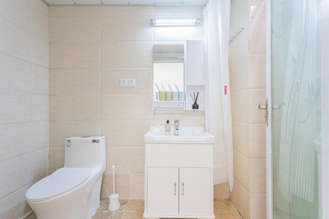 Photo of Bathroom in Shuangliu District