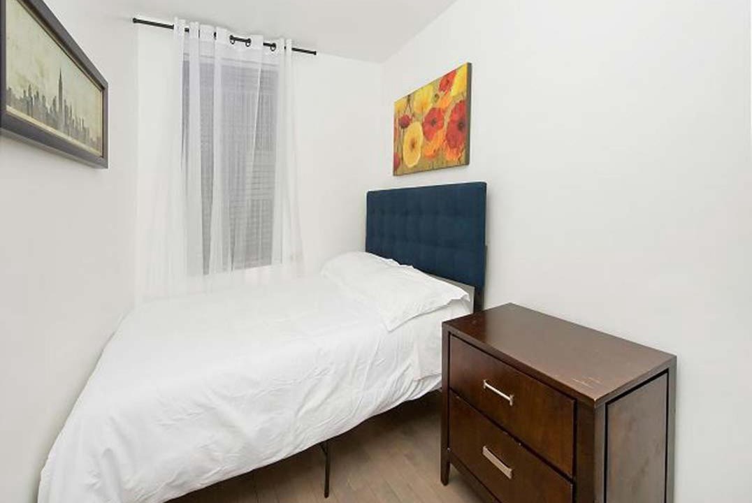 Photo of Bedroom in Midtown East