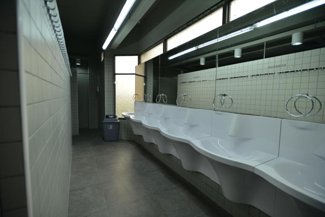Photo of Bathroom in Huaqiang North