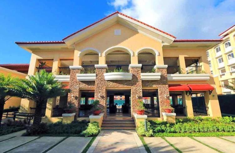 Photo of Buildings in Cebu
