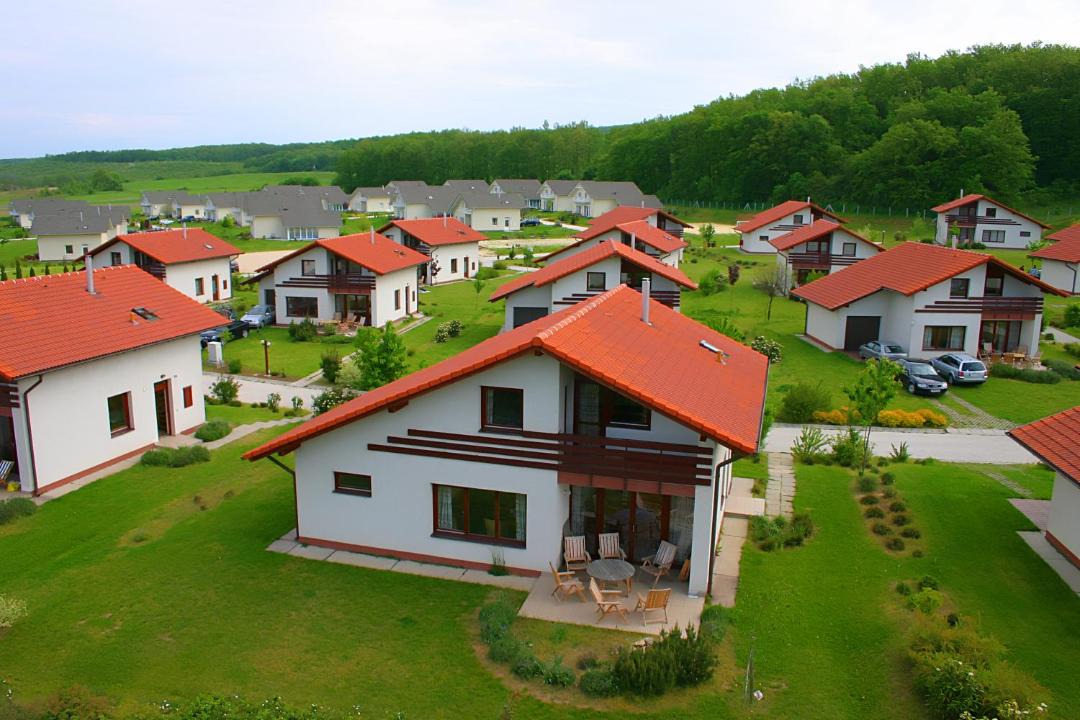 Photo of Others in Vargesztes